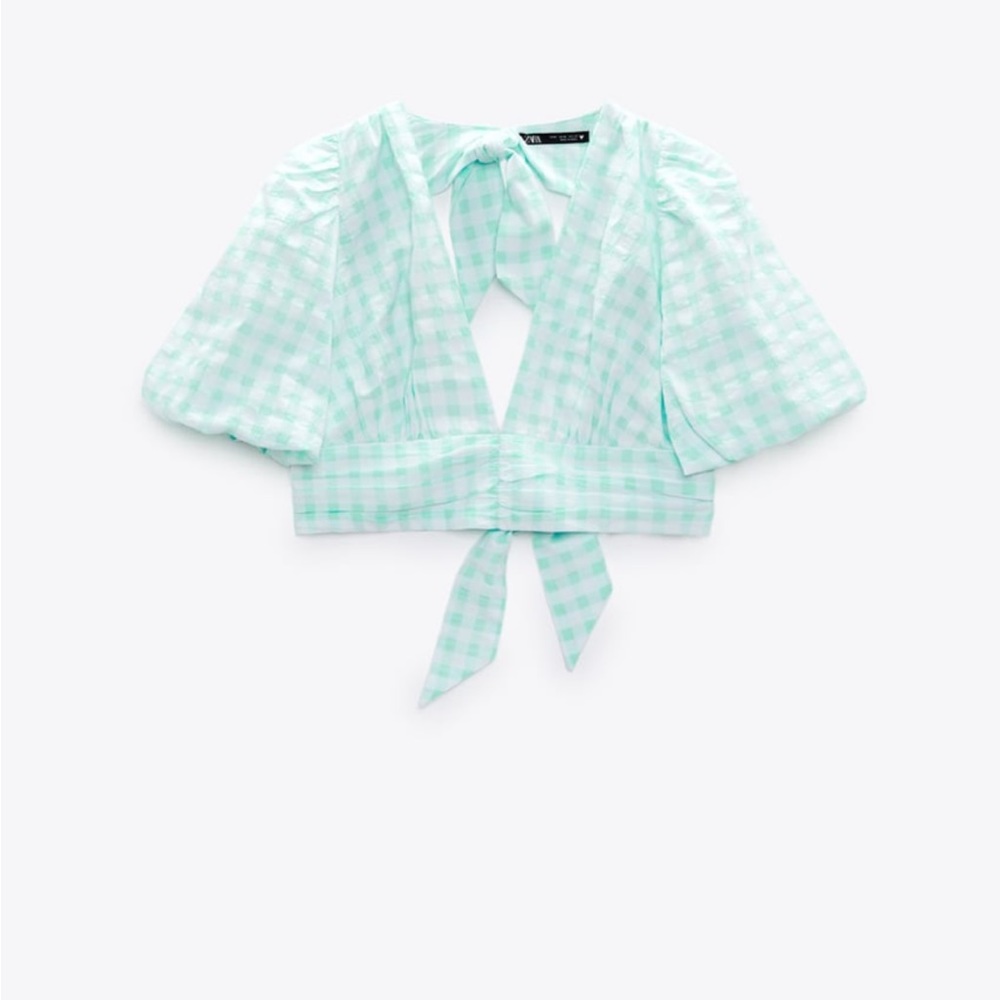 Brand new Zara crop top 

Never worn 
Size XS